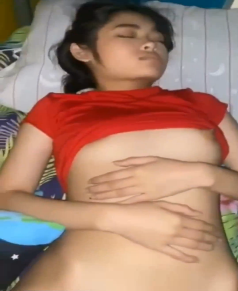 Althea Gadis 18yo Pertama Kali Seks Perawan Tembem