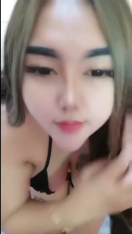 Mbak Gloria Montok Colmek