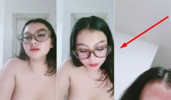 Tampil Bugil Dara Kacamata Mango Cantik Gemoy Viral