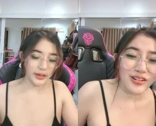 2 Jam Bersama Lidya Danira Cakep Berkacamata 2 Jam Bersama Lidya Danira Cakep Berkacamata
