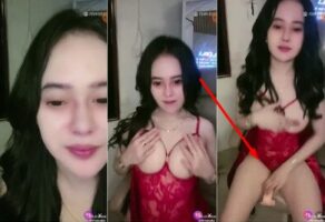 Arum Cantik Horny Mainin Toket Sambil Colok Dildo