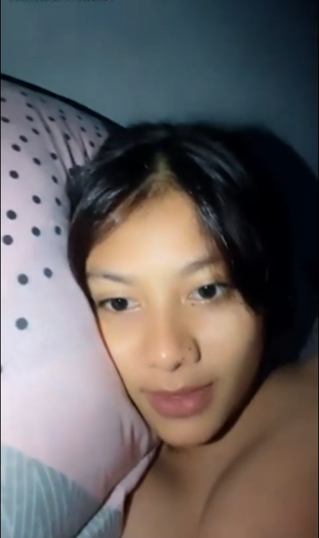 VCS Ditemenin Dinda Cantik Tobrut