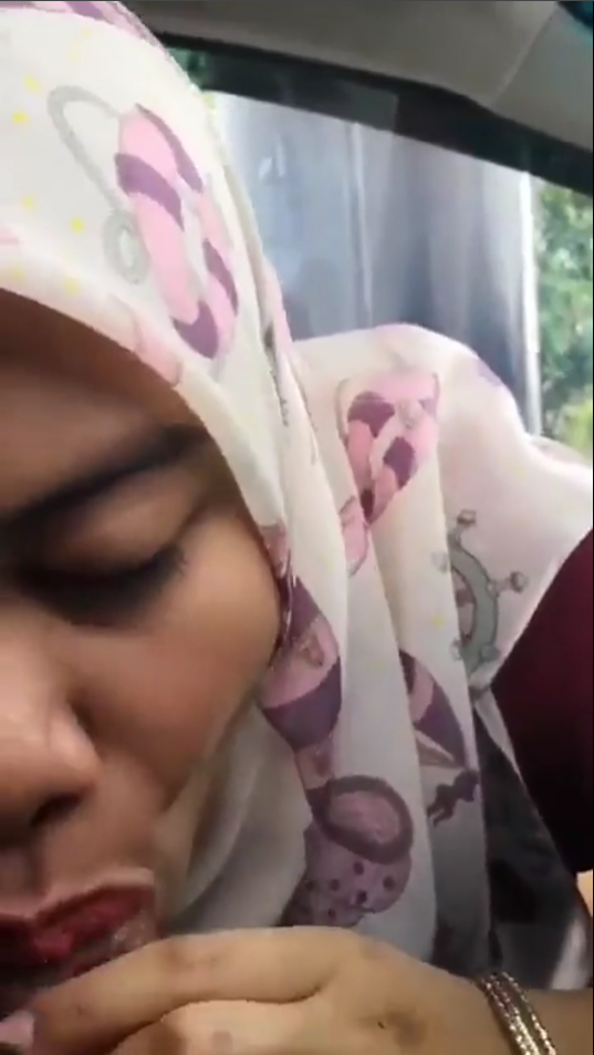 bokep viral nyepong di dalam mobil sudah tidak tahan