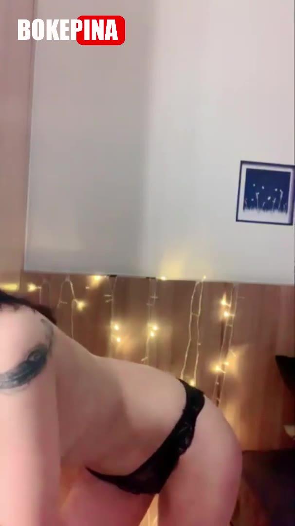 Amore Cantik Semi Bugil Show Mempesona Bodynya