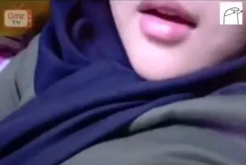 Remaja Hijab Sange di OME TV Nusantara Remaja Hijab Sange di OME TV Nusantara