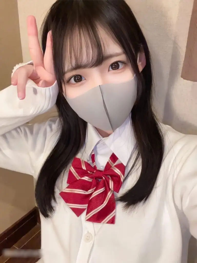 FC2 PPV 4802922  [Permanent Preservation Version] Black-haired G-c