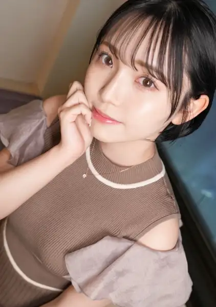 SIRO-5539  Met Her During The Freezing Season When The Rain Was About To Turn Into Snow. Mami, 24 Years Old, A Yakiniku Restaurant Hall -