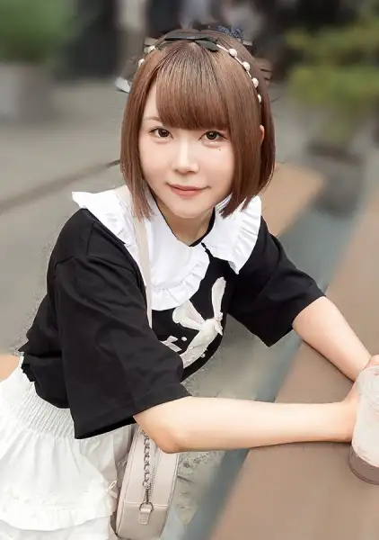 SIRO-5596  Person I Met Today Is Miru-chan, 20 Years Old, Who Works At An Apparel Store. Soft Atmosphere -