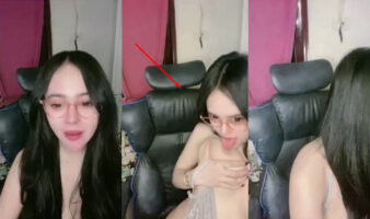 Sekarang Jadi Suka Jilat Uting Ayum Cantik