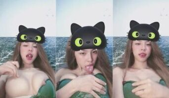 Desahannya Begitu Kencang Saiko Kenyot Nenen Pulen